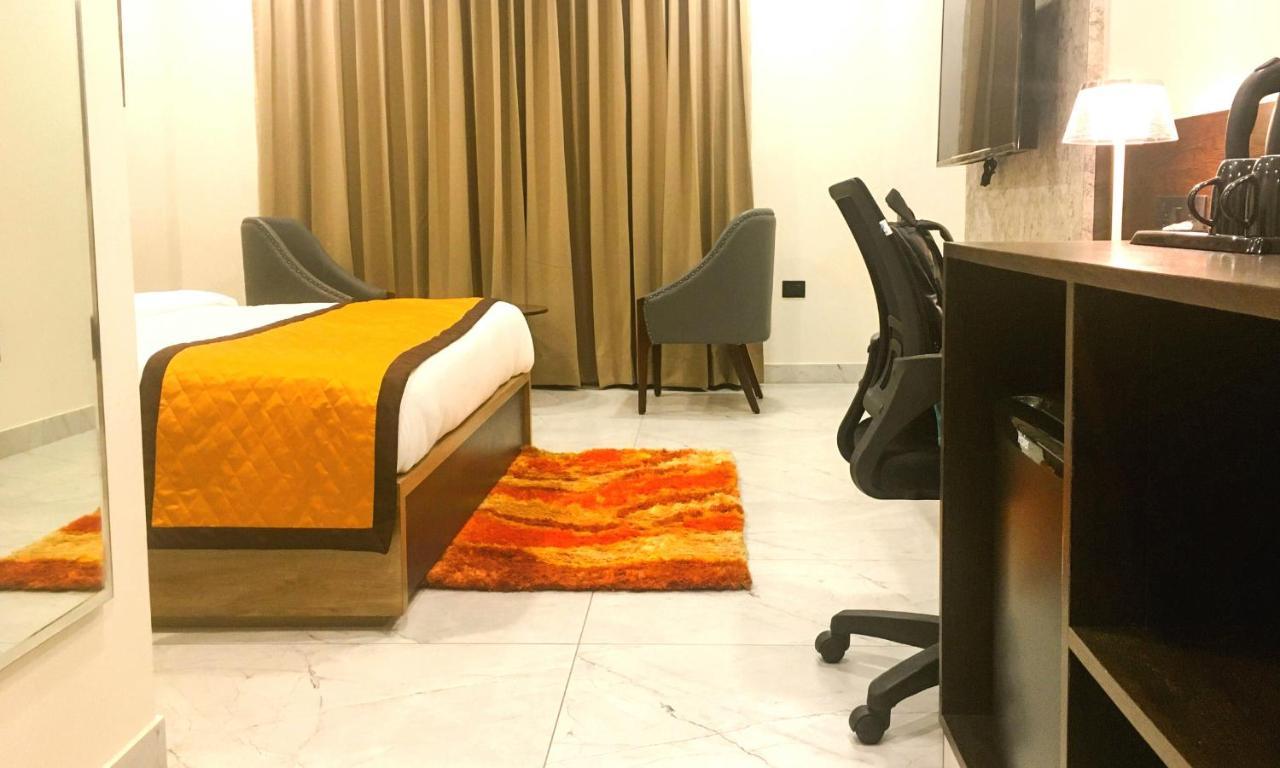 Hotel Aksh Inn Dzsaipur Kültér fotó